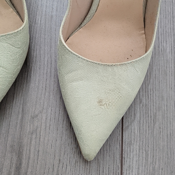 Le Chateau Mint Lace Heels - Picture 10 of 10